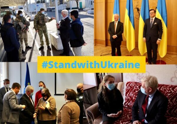#StandwithUkraine